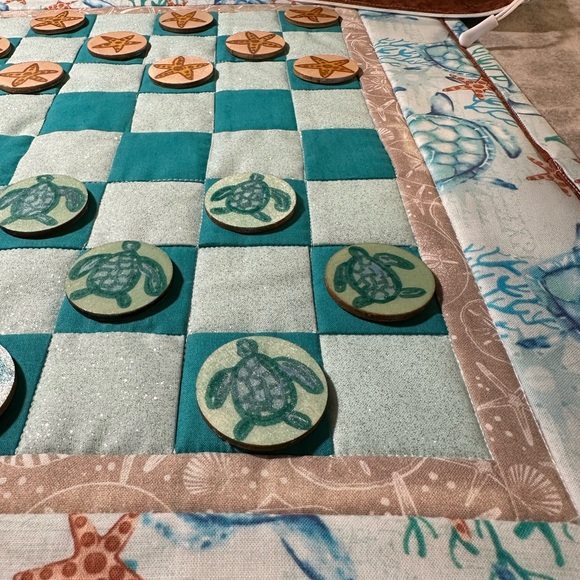 NEW Checkerboard Set Quilted and Handmade - Picture 4 of 5